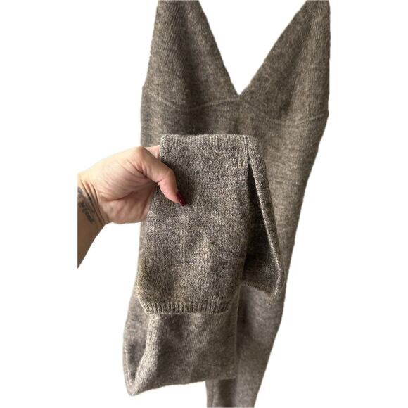 House of CB Jumpsuit Size Medium Heaven Brown Marl Loungewear
8026 - Picture 11 of 11